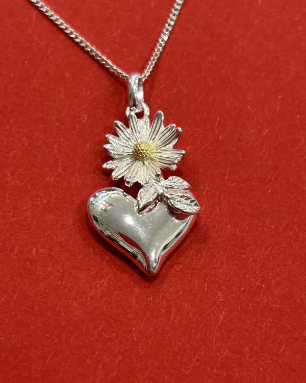 Sterling Silver Flower and Heart Pendant and Chain PEN117 (s)