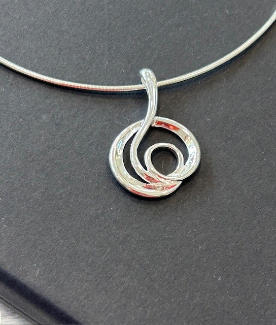 'Nadia' Sterling Silver Omega Necklace