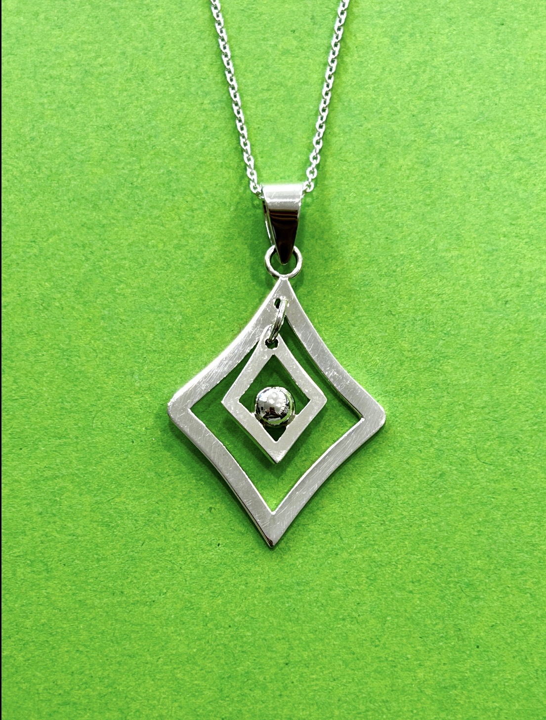 'Tamar' Sterling Silver Pendant and Chain (s) (PEN114)