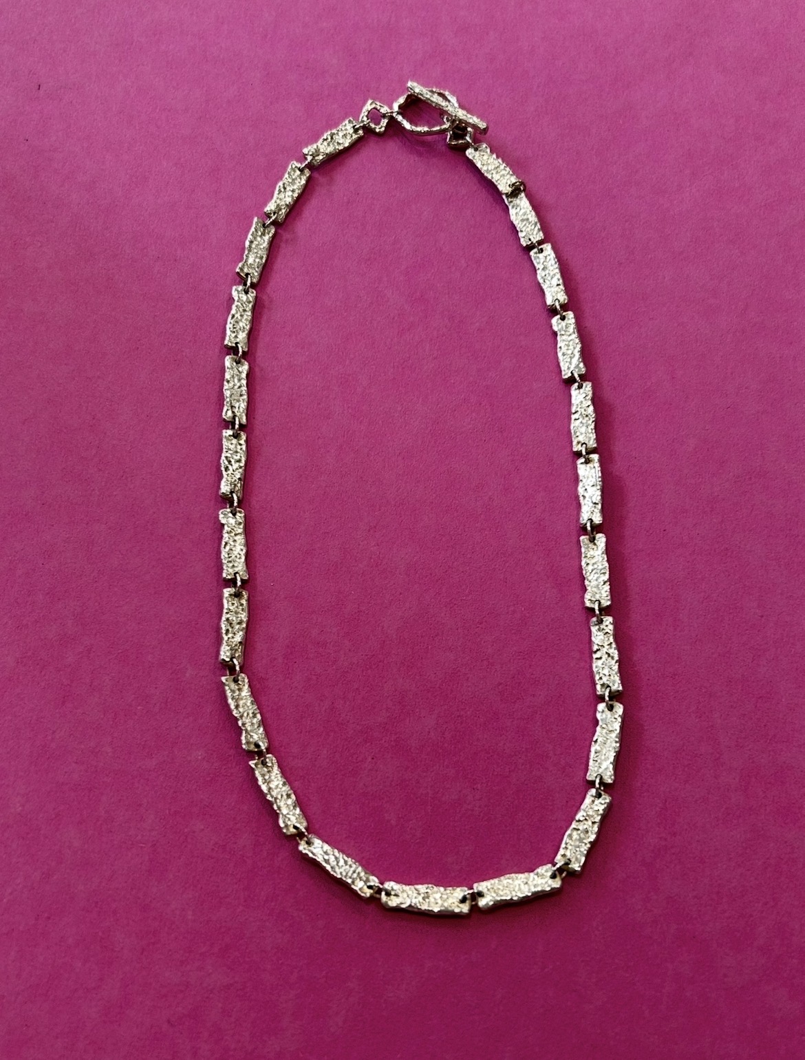 'Mullion' Sterling Silver Textured Heavyweight Statement Necklace - Image 3