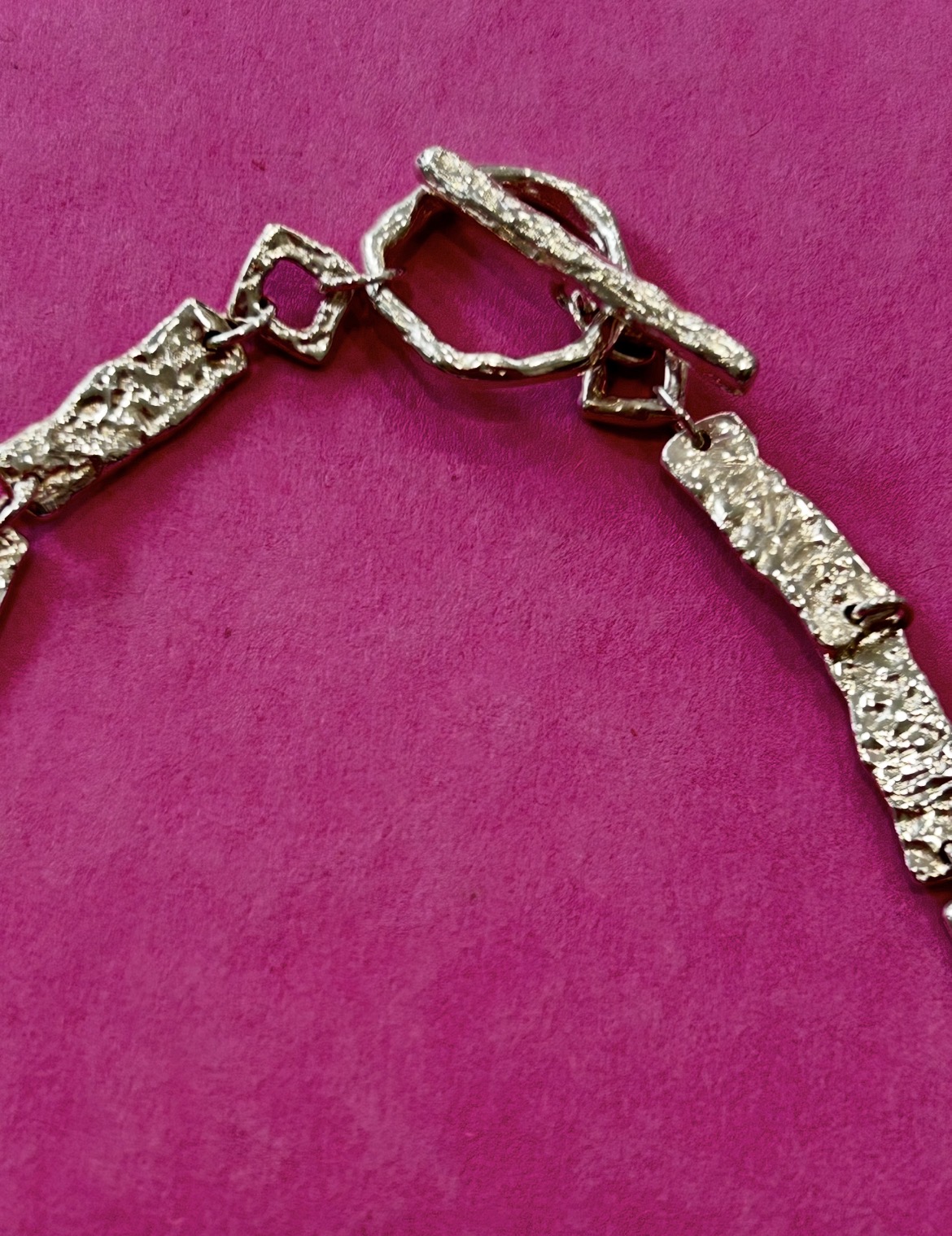 'Mullion' Sterling Silver Textured Heavyweight Statement Necklace - Image 5